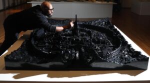 Ekow Nimako premieres at the Wereldmuseum Amsterdam with a work made of one million black LEGO® bricks